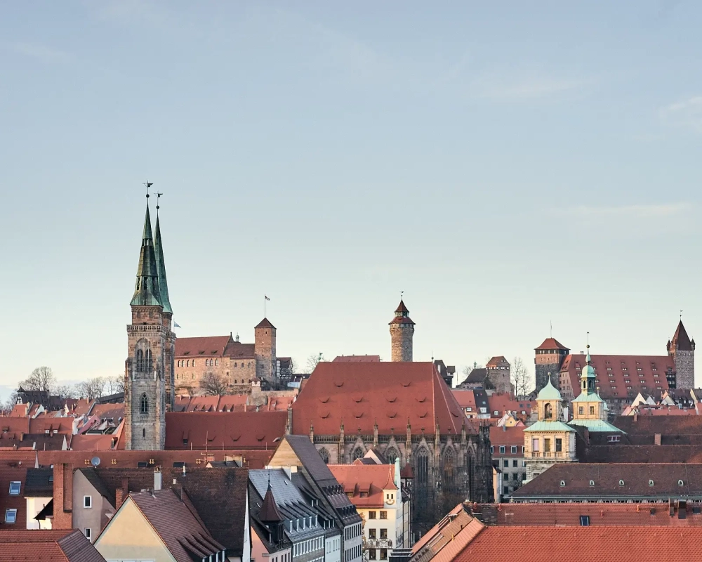 serigalan-nuremberg-4905343_1920